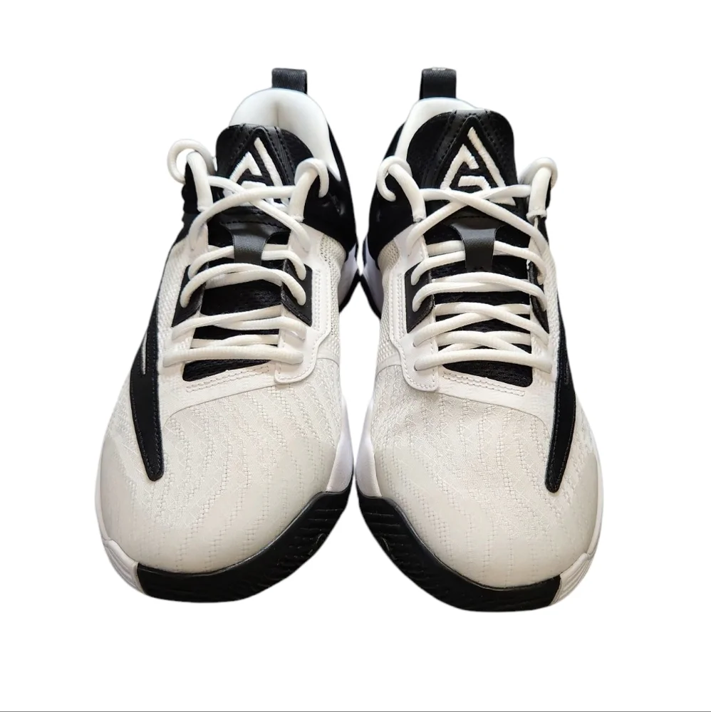 NEW‎ Men's Nike Giannis Immortality 3 Oreo